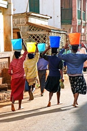 Water Bucket Ladies Madagascar